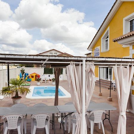 Tiara Vacaciones Villa Nava de la Asuncion Dış mekan fotoğraf