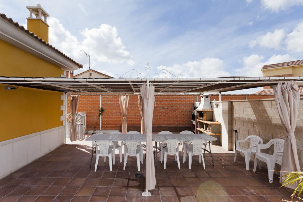 Tiara Vacaciones Villa Nava de la Asuncion Dış mekan fotoğraf